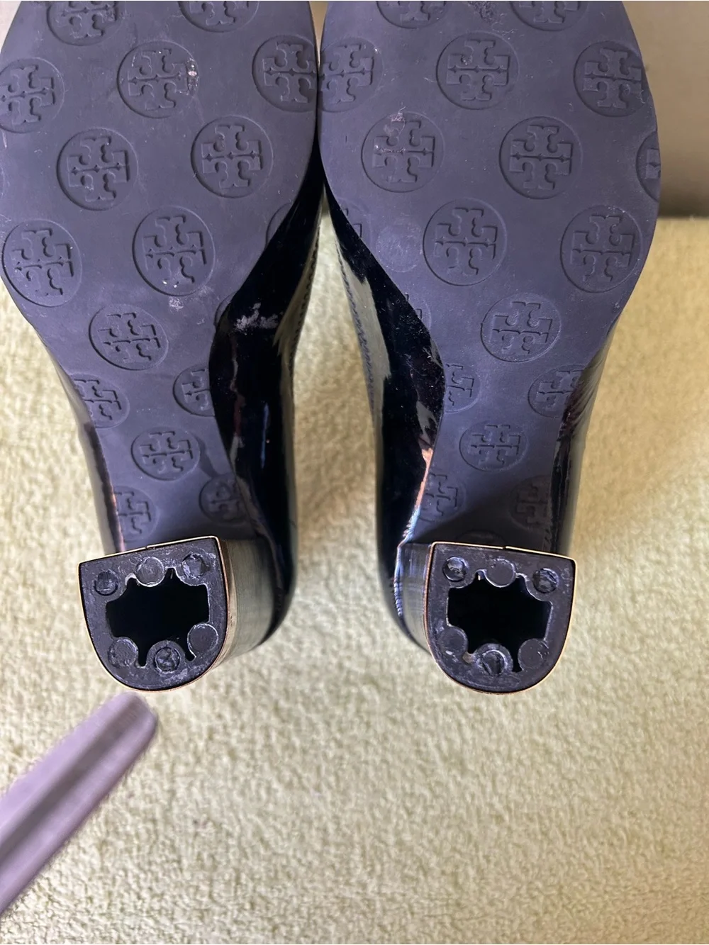 Tory Burch Black Patent Leather Block Heel Pumps with Gold Logo Accent